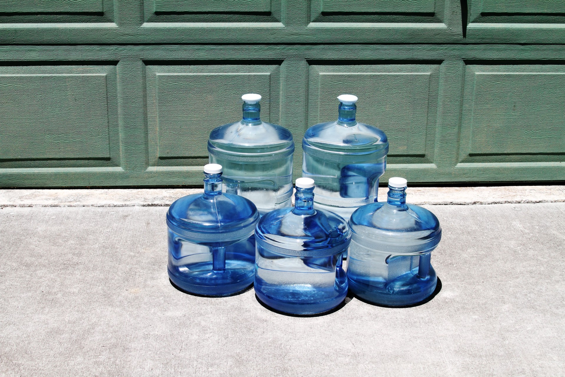 Bottled drinking water delivery-3 0r 5 gallon spring 